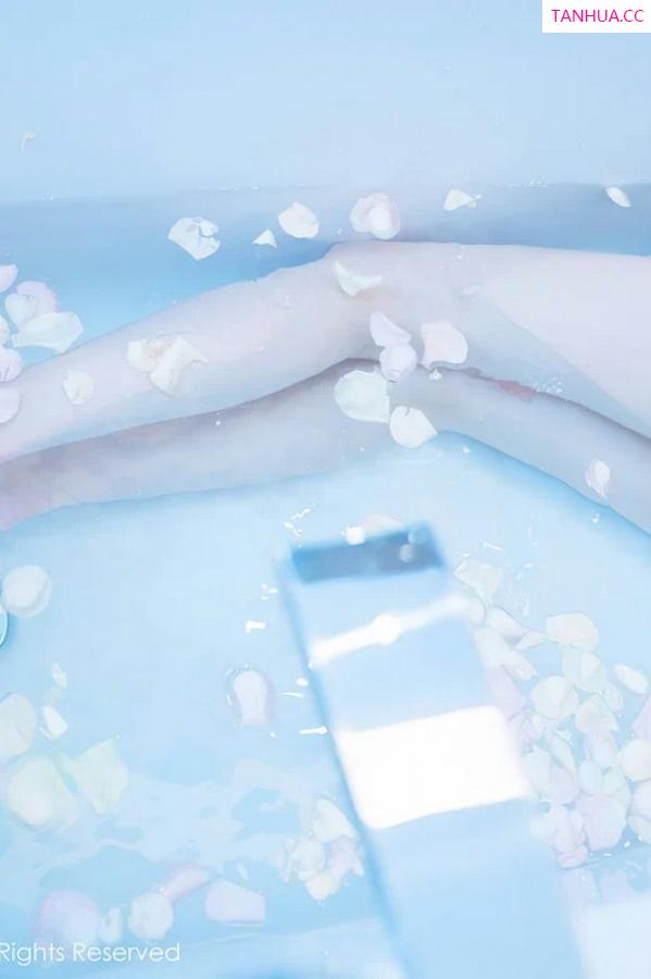   [XiuRen]高清写真图 2023.06.28 No.6986 加朵babe 浴室美腿第49张图片